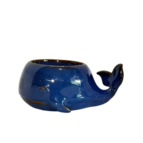 Bath & Body Works Blue Whale Ceramic 3-Wick Candle Holder Very Good Condition - Picture 2 of 7